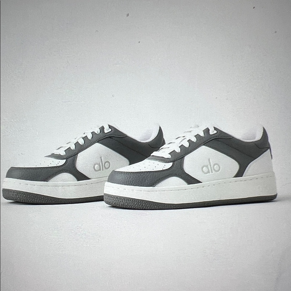 ALO Yoga Recovery Mode Sneakers